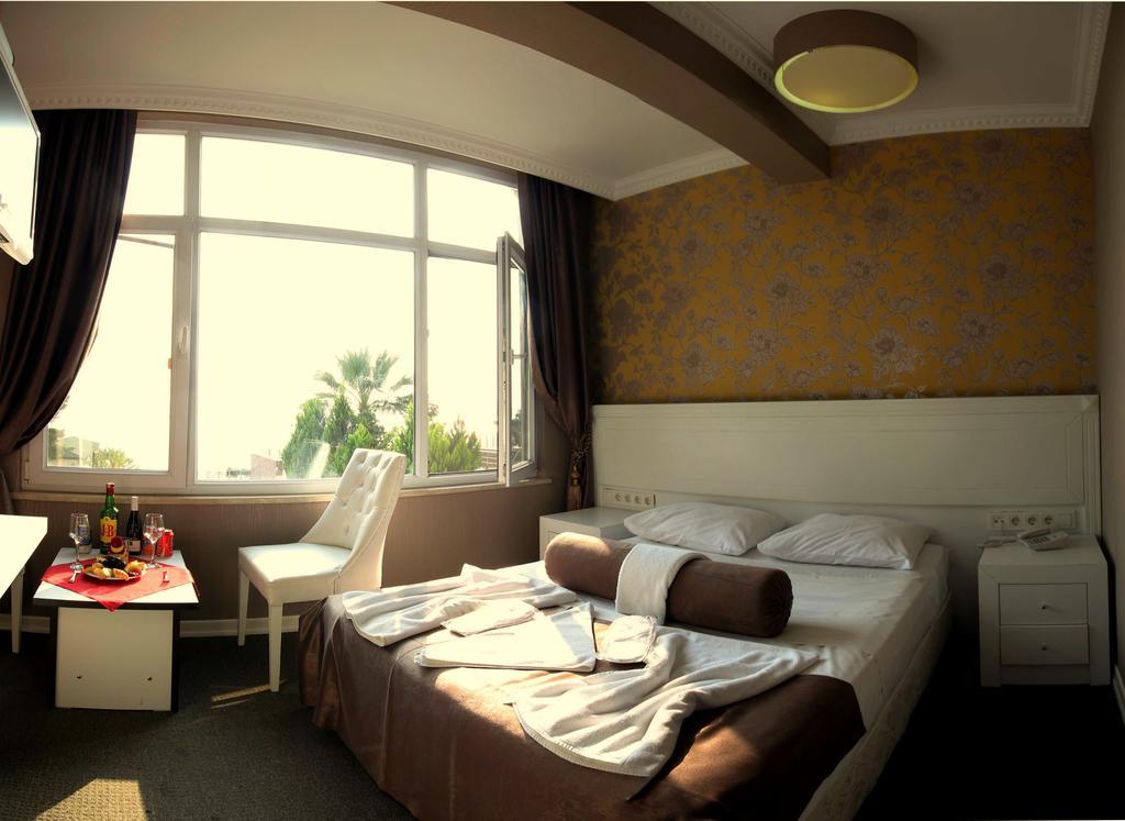 Blue Marine Hotel Sekerpinari Habitación foto